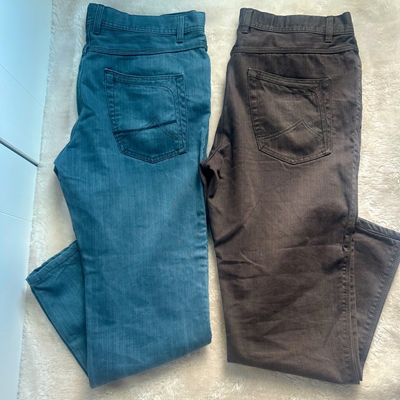 Set of Two Mantaray Regular Jeans - Picture 8 of 14